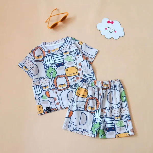 تیشرت و شلوارک تابستانی بچگانه طرح جنگل